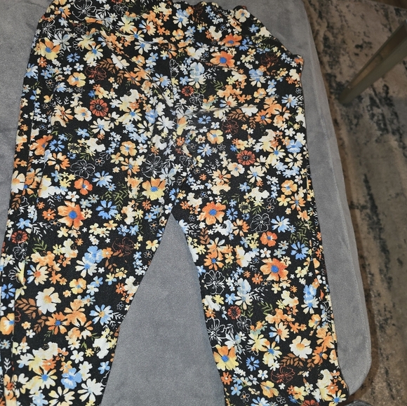 Juniors flared pants - Picture 3 of 5